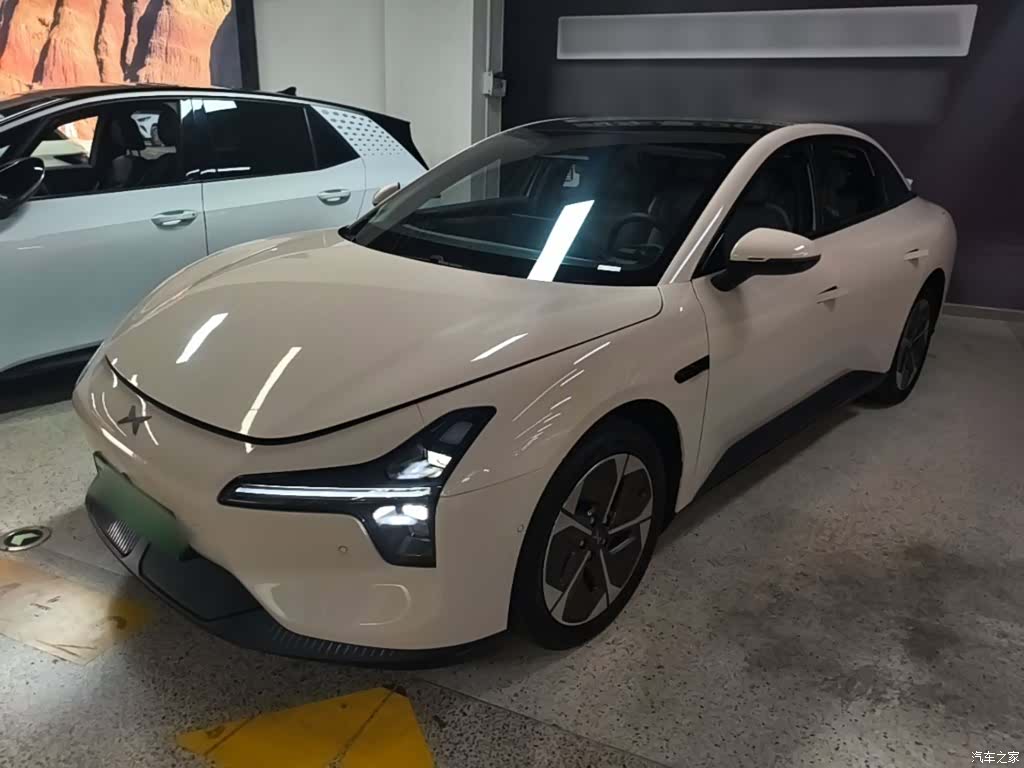 Xpeng Mona M03, 2025 1
