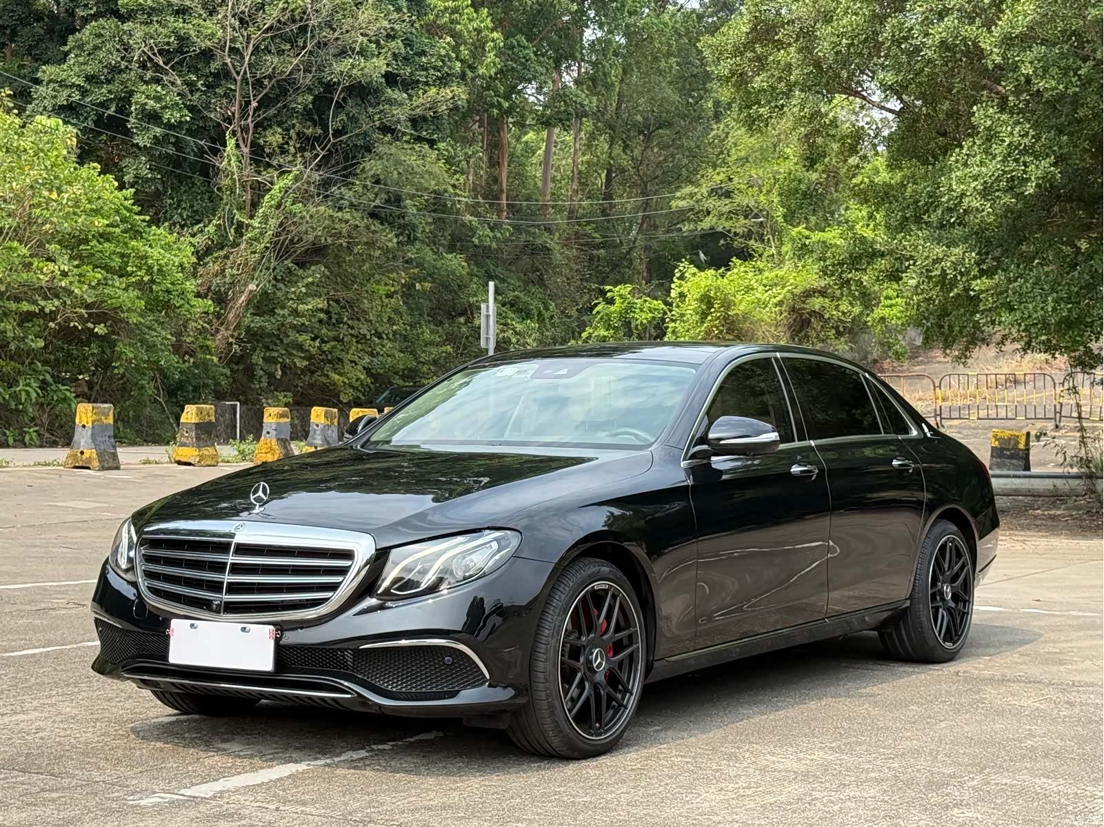 Mercedes-Benz E-Class, 2018 1