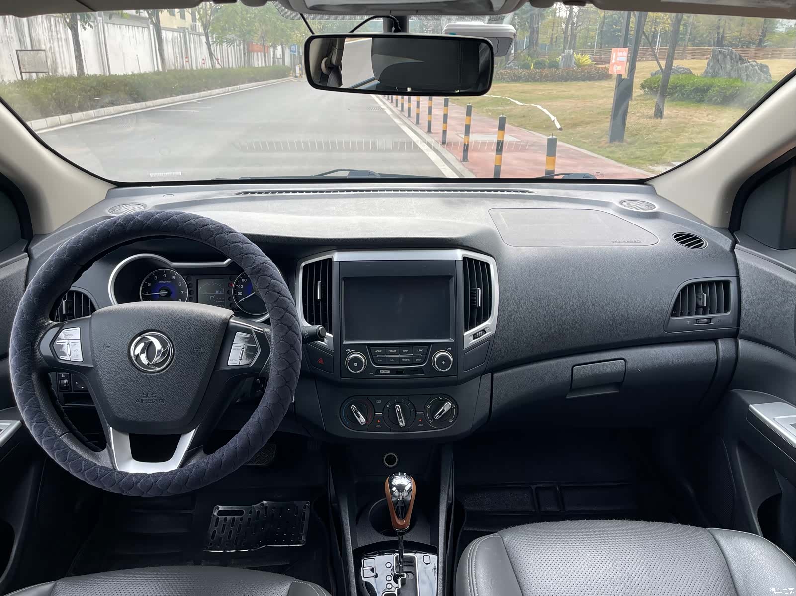 DongFeng AX3, 2016 17