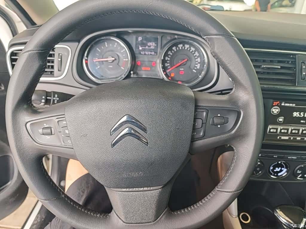 Citroen C3-XR, 2016 11