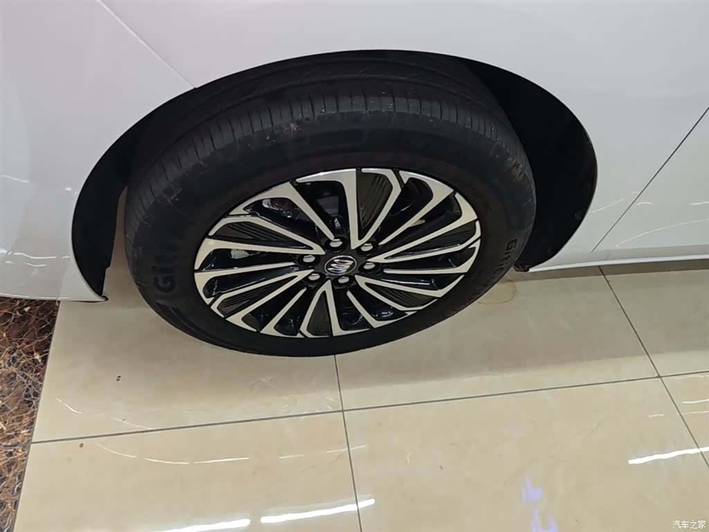 Buick GL8, 2026 23