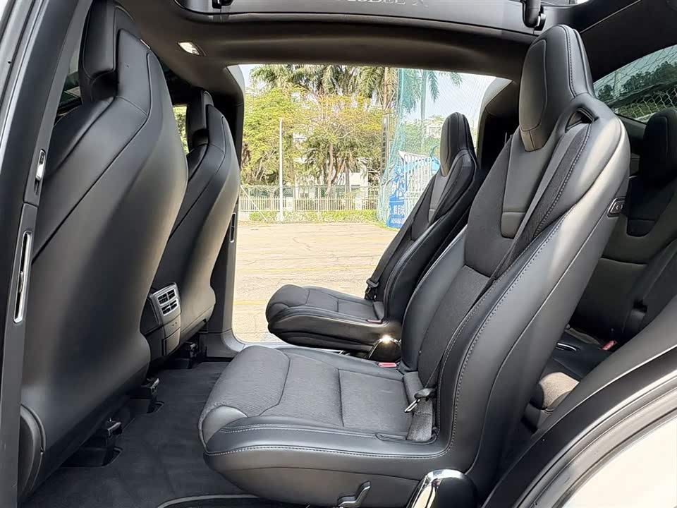Tesla Model X Tesla Model X