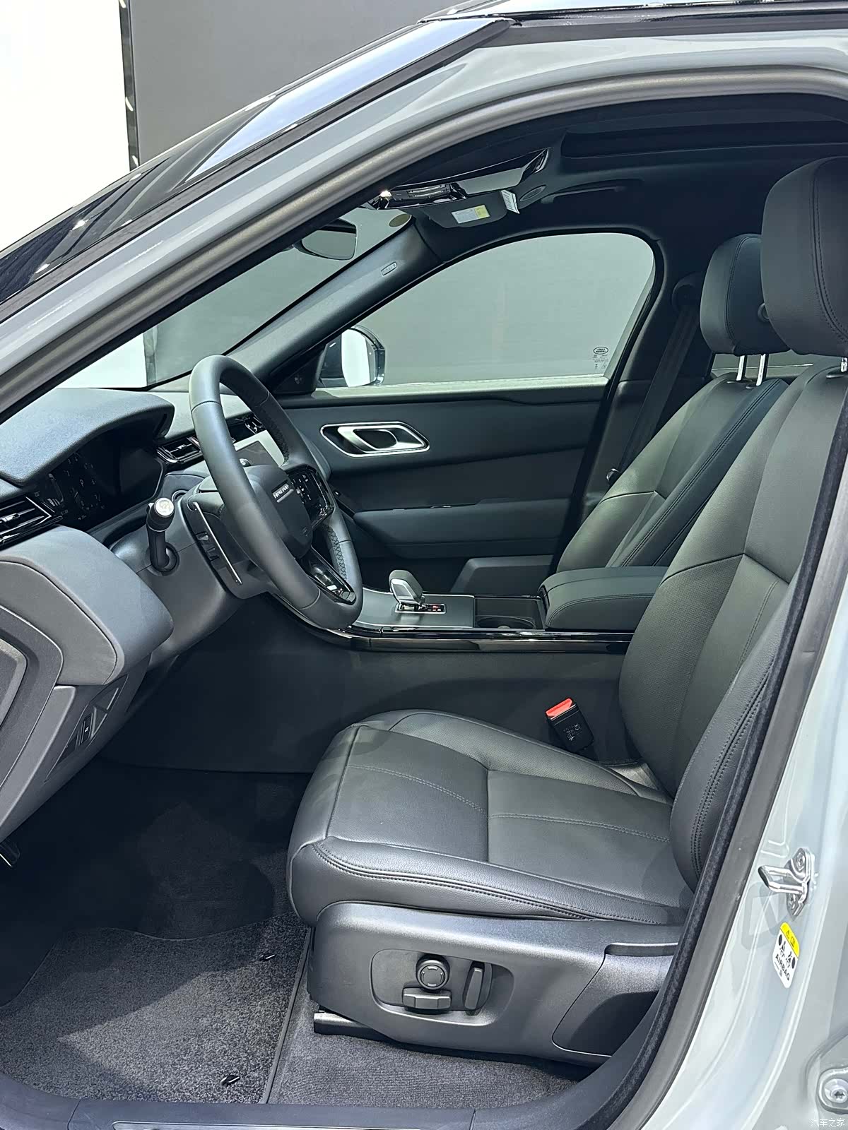 Land Rover Range Rover, 2026 8