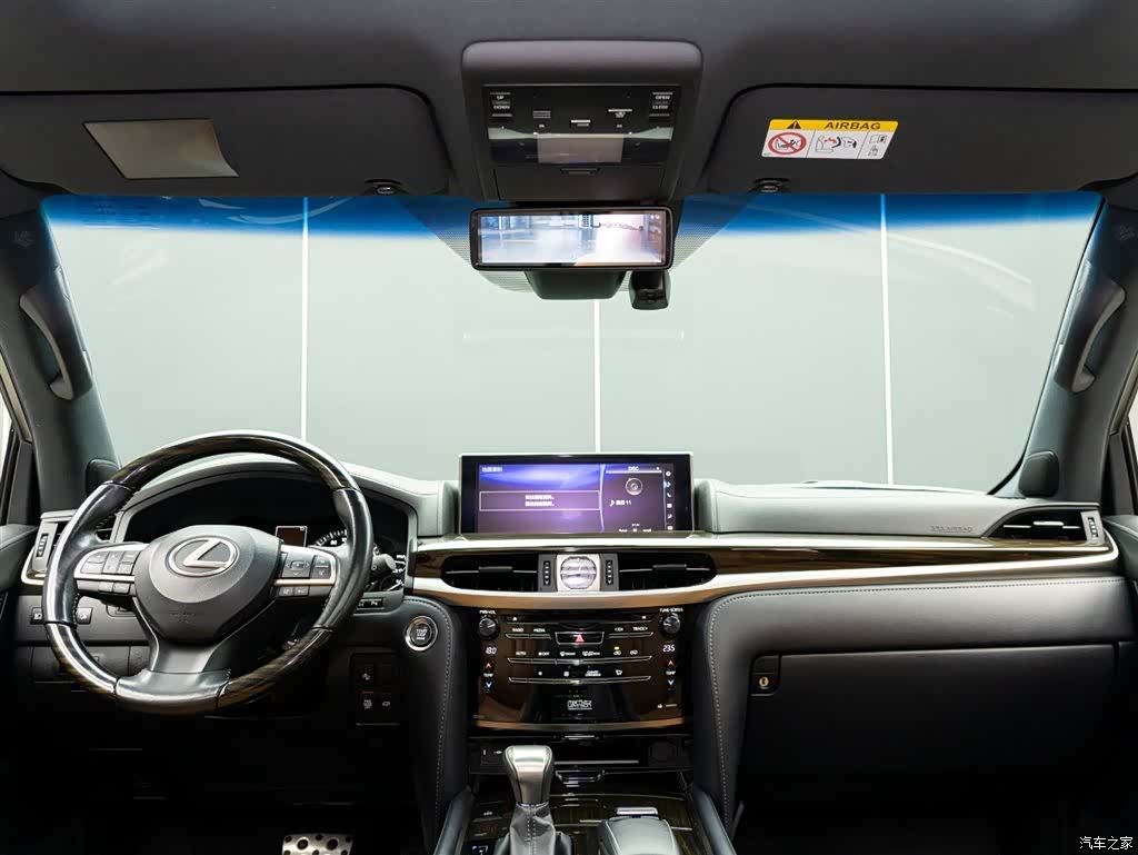 Lexus LX, 2022 16