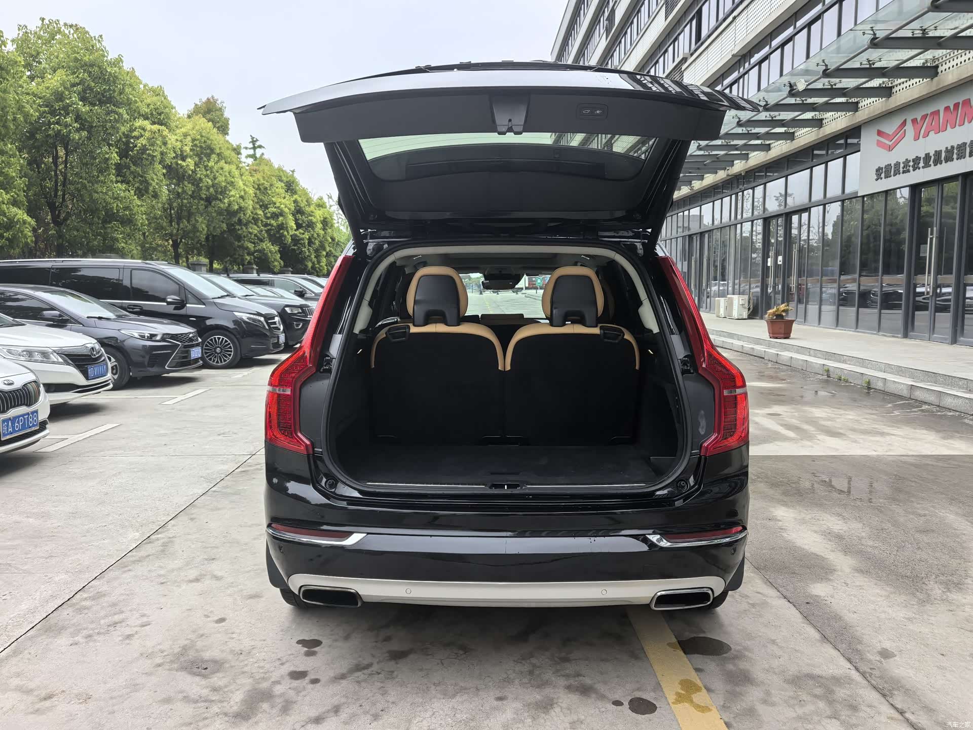 Volvo XC90, 2016 32
