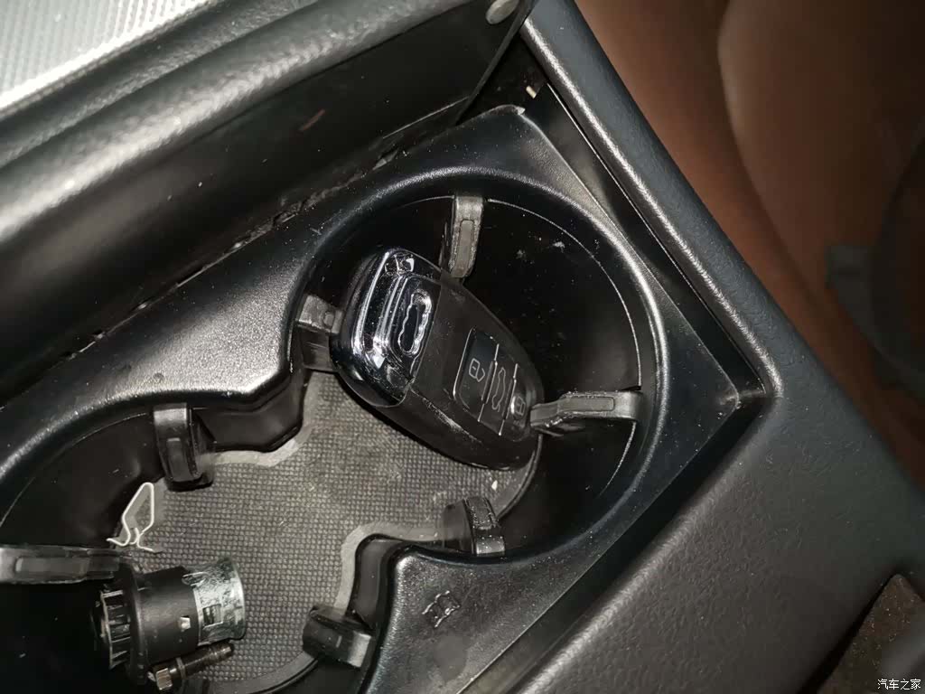 Audi A6L, 2019 9