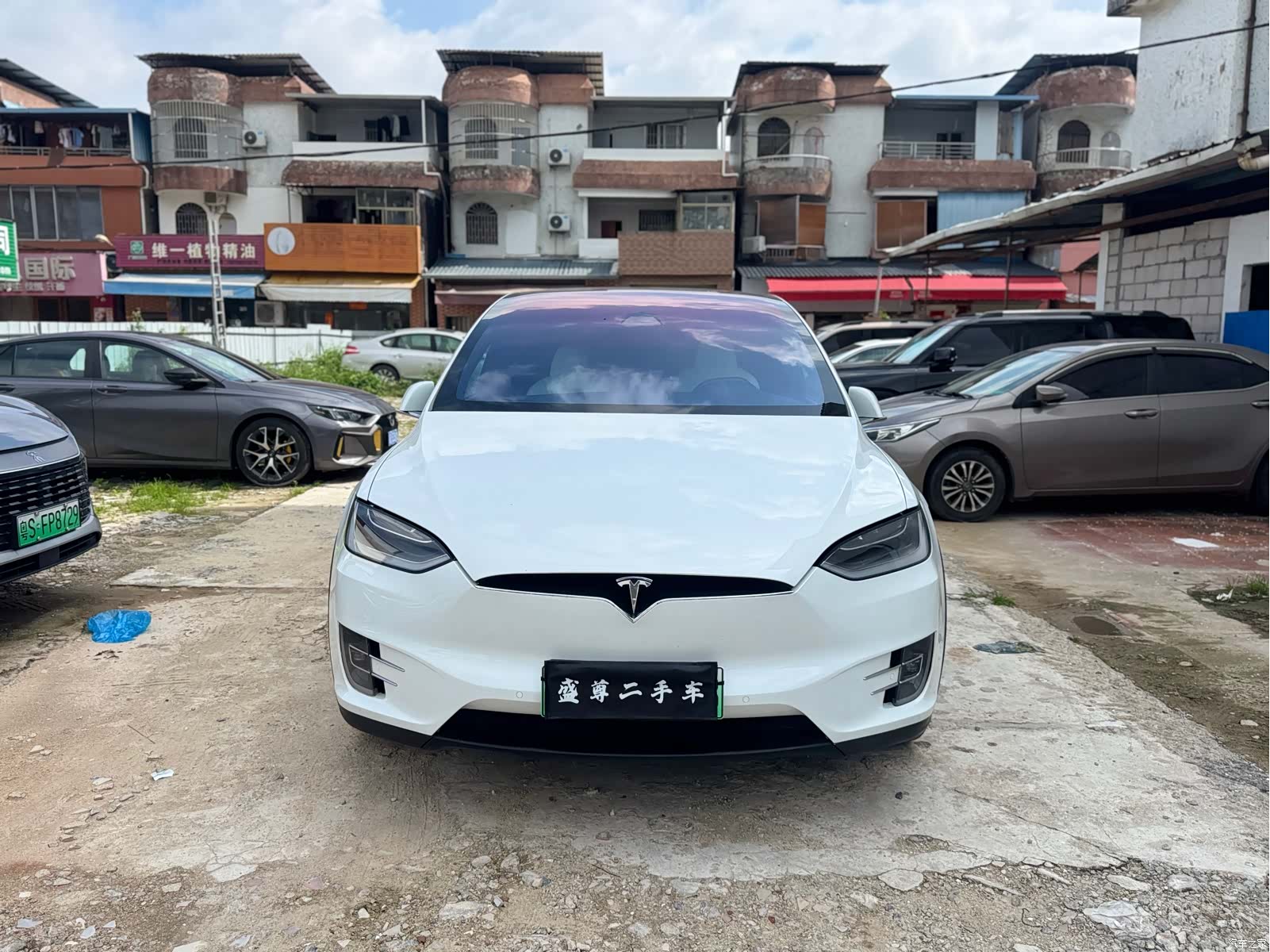 Tesla Model X, 2018 3