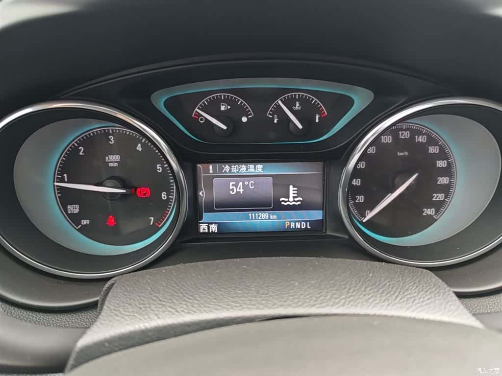 Buick Envision Plus, 2016 12