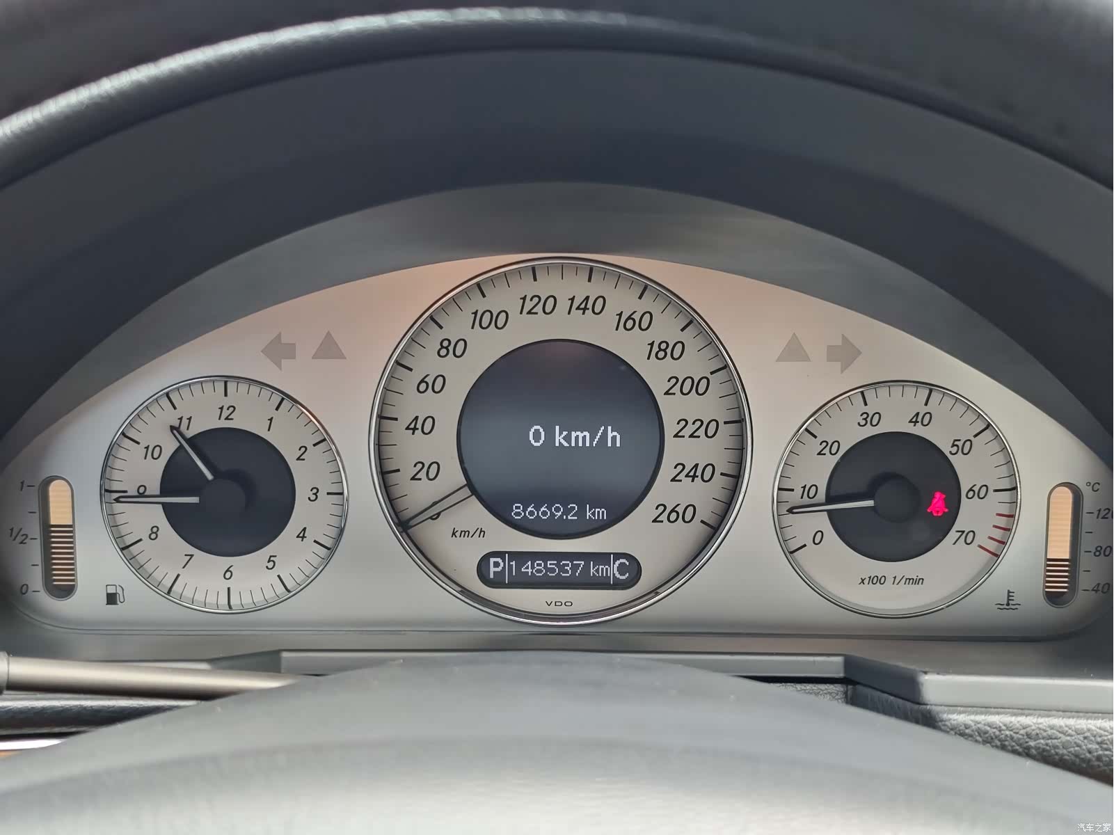 Mercedes-Benz E-Class, 2009 23