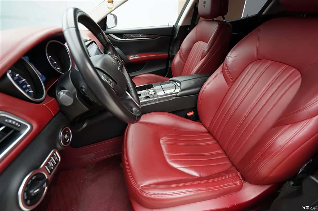 Maserati Ghibli, 2017 4