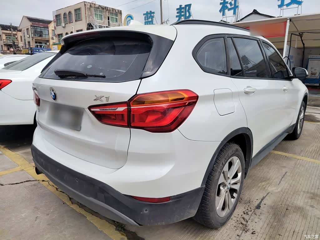 BMW X1, 2017 все фото