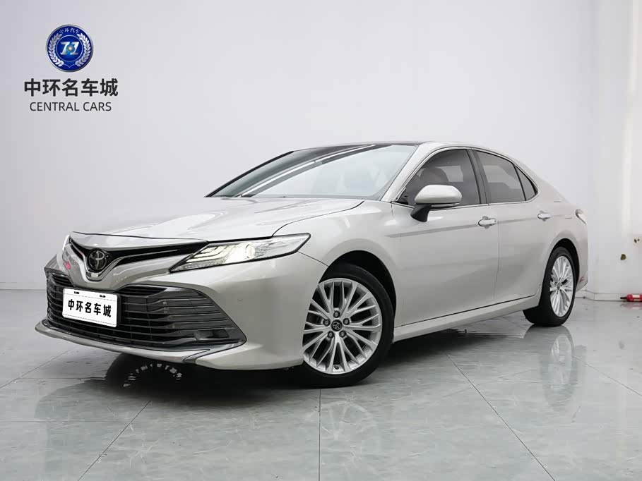 Toyota Camry 2019 2.5G Luxury