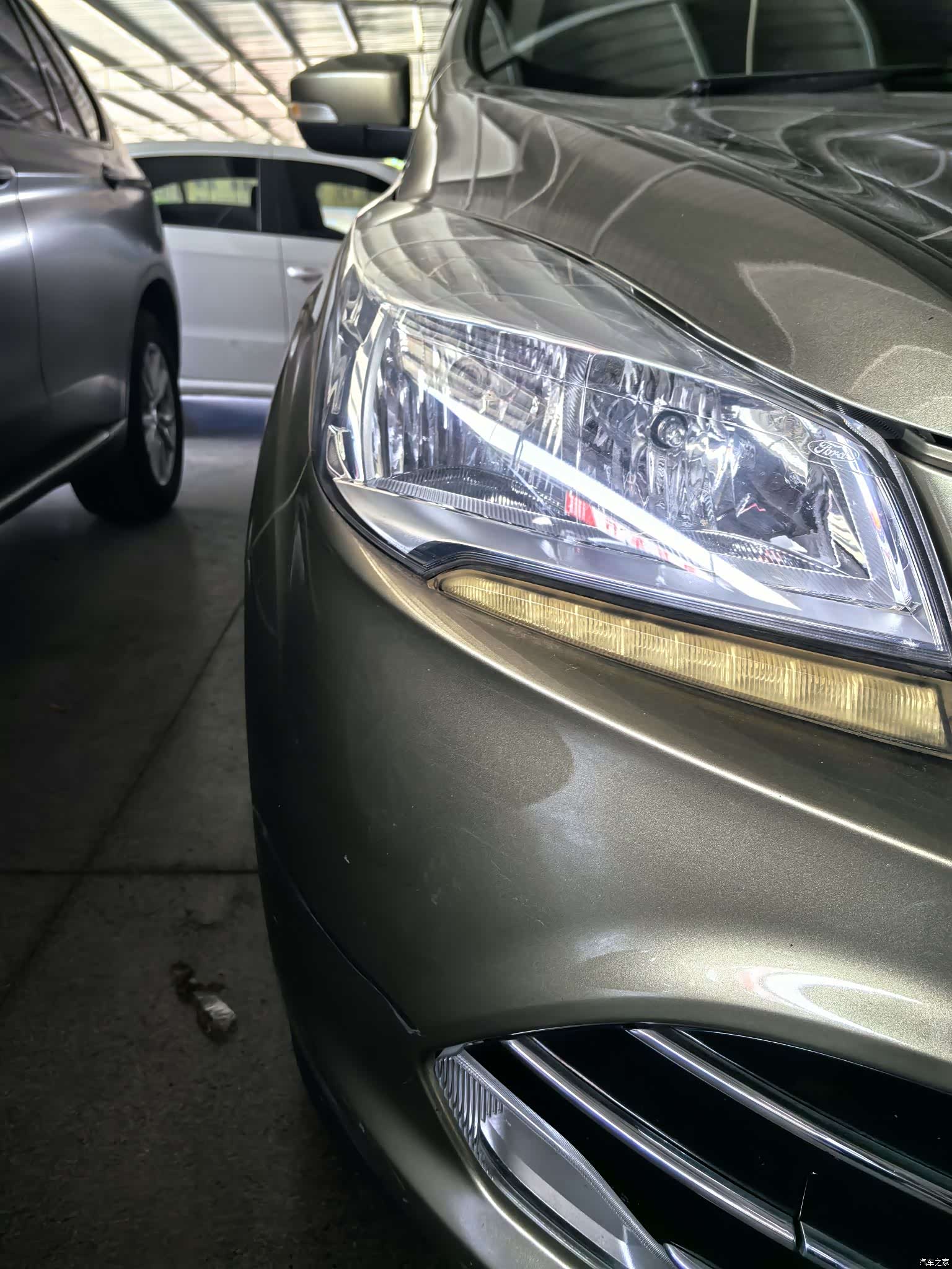Ford Kuga, 2014 4