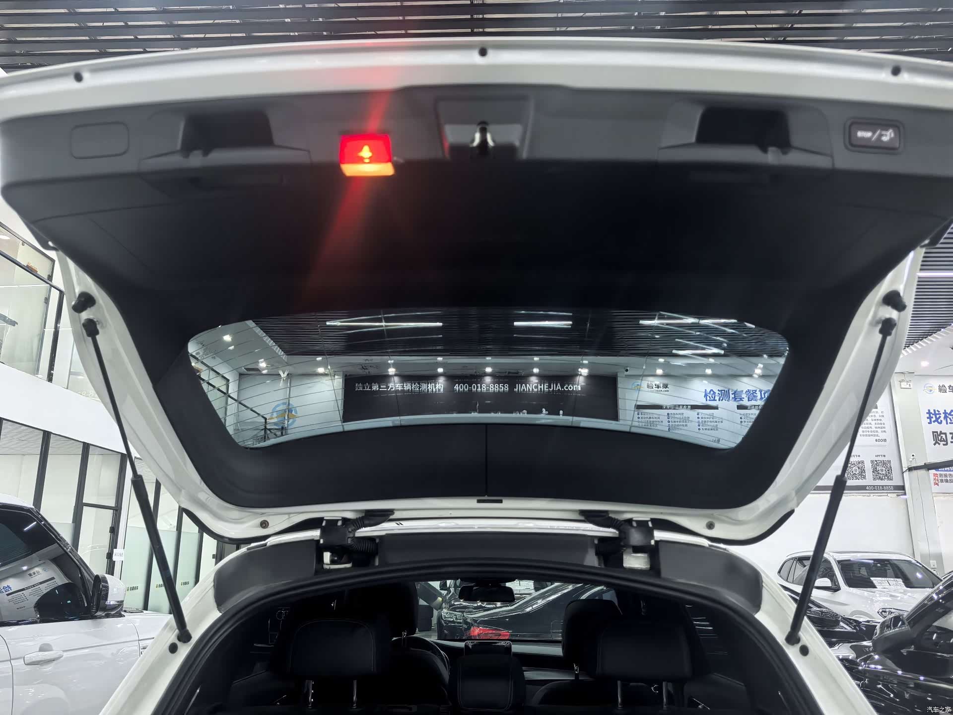 Mercedes-Benz GLC, 2017 16