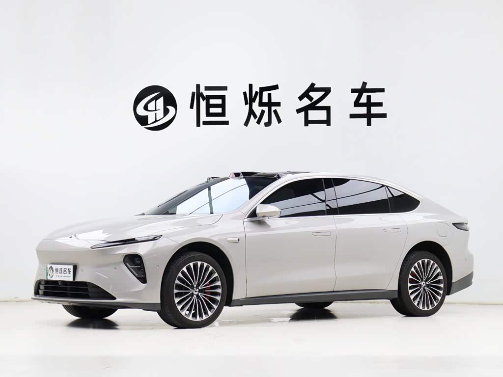 NIO ET7