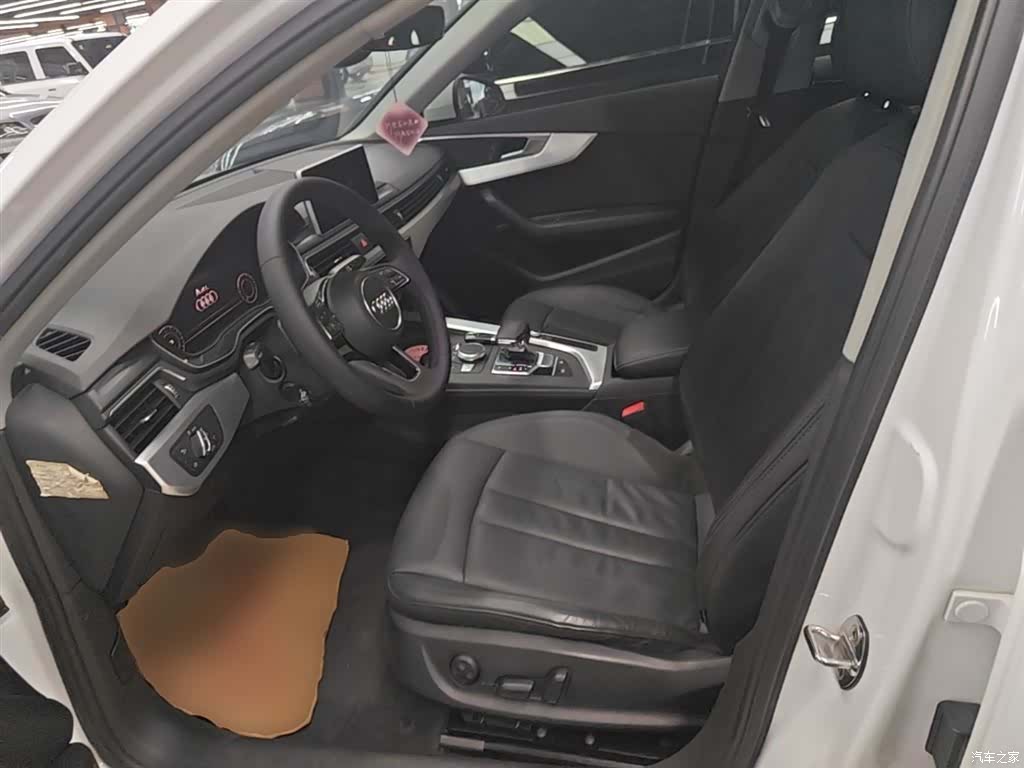 Audi A4L, 2018 15