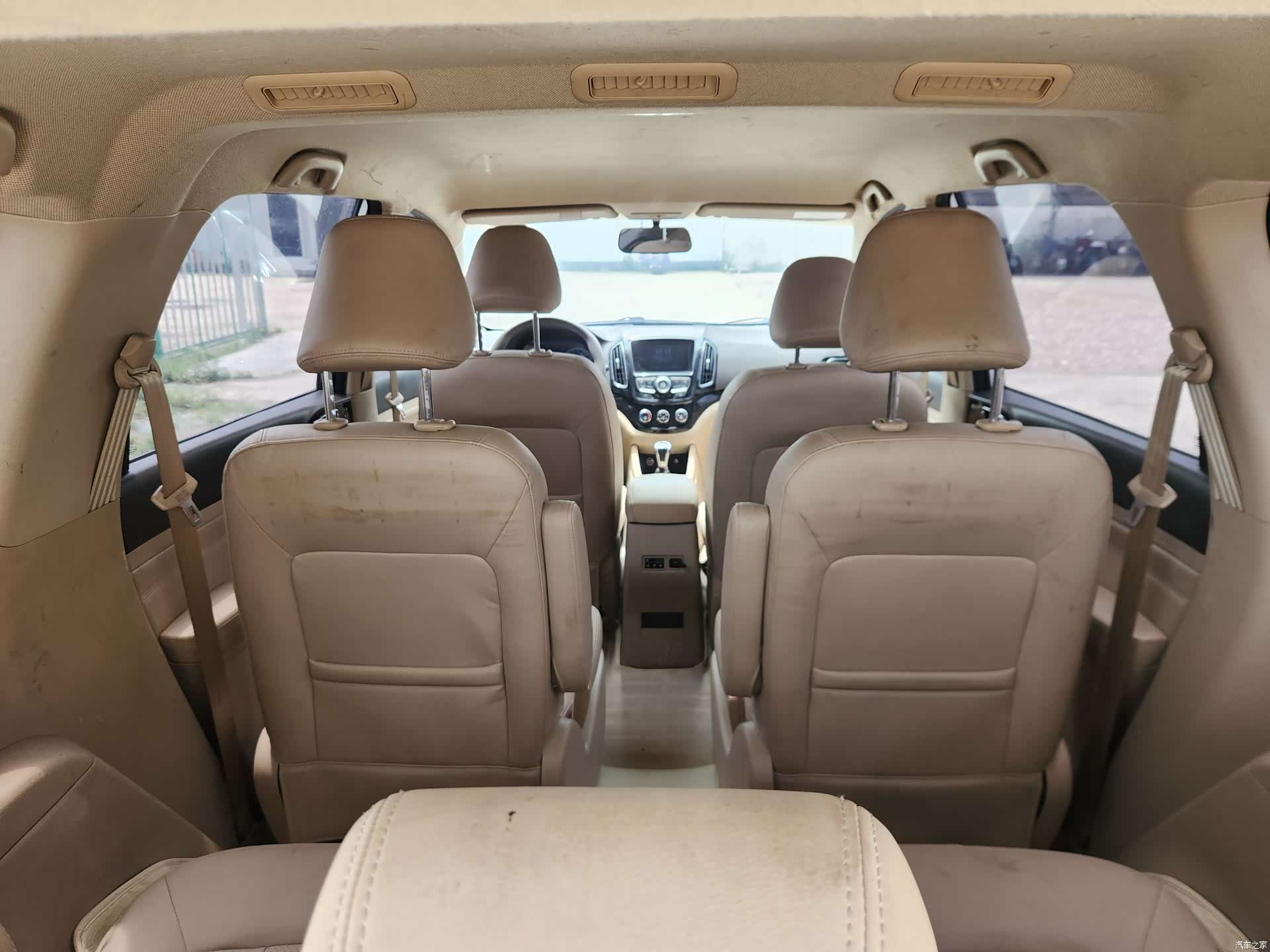 Wuling 730, 2015 14
