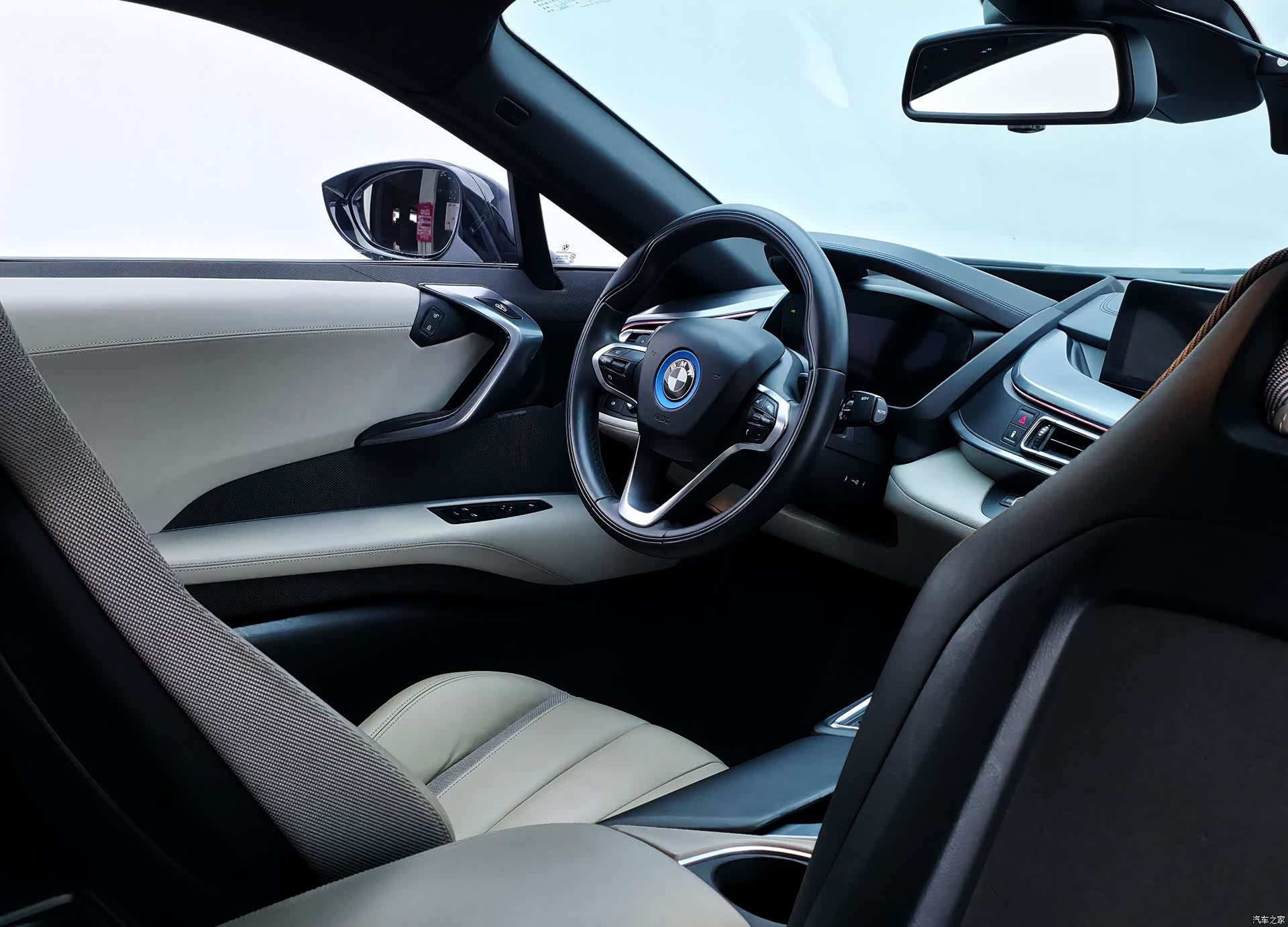 BMW i8, 2017 40