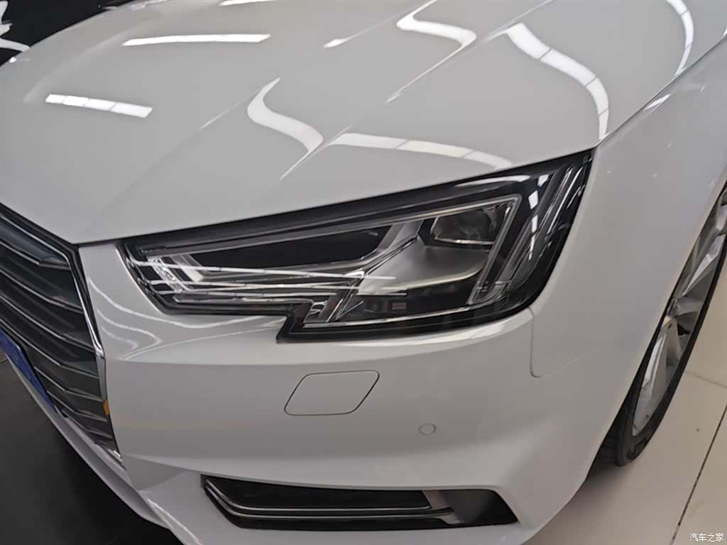 Audi A4L, 2018 24