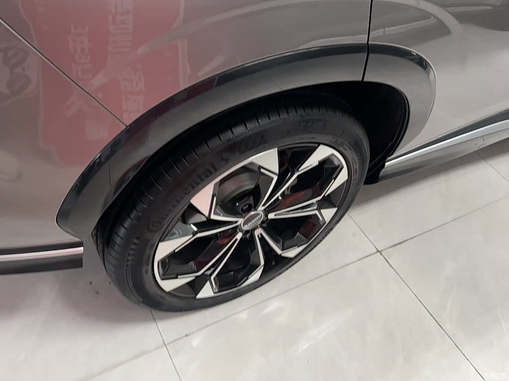 Roewe RX5, 2022 24
