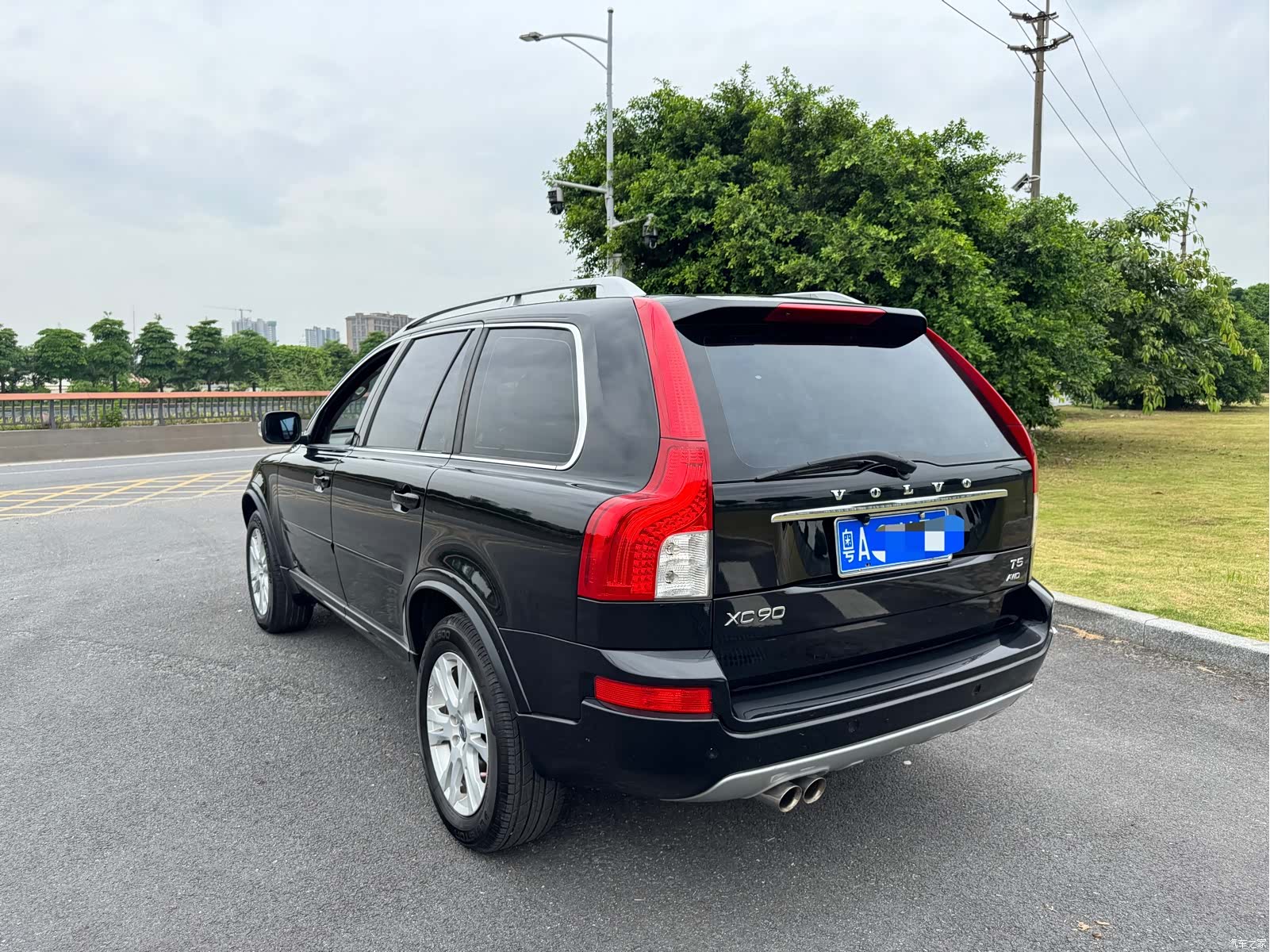 Volvo XC90, 2014 4