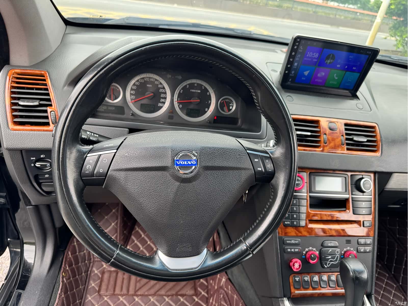 Volvo XC90, 2014 25