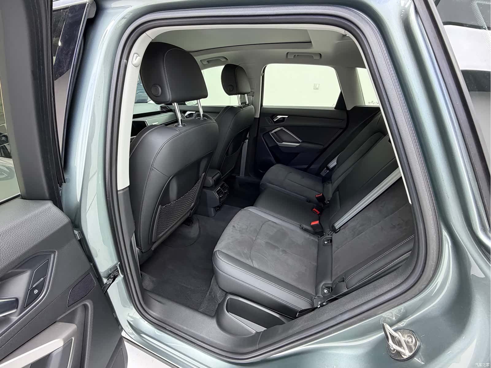Audi Q3, 2022 14