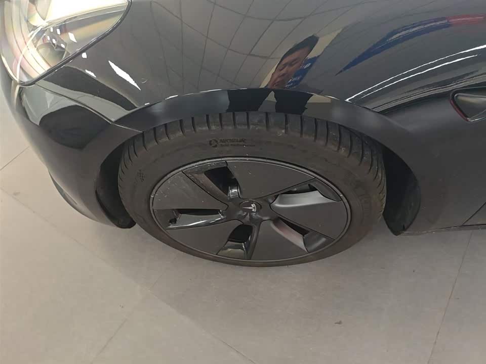 Tesla Model 3 Tesla Model 3