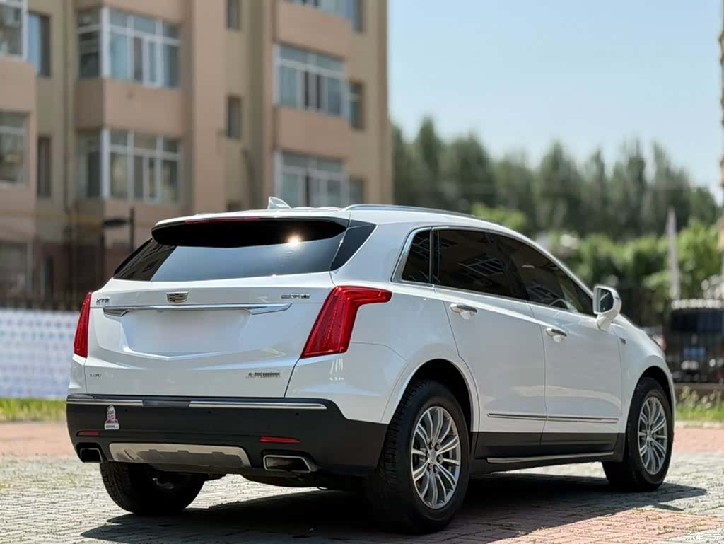 Cadillac XT5, 2017 11