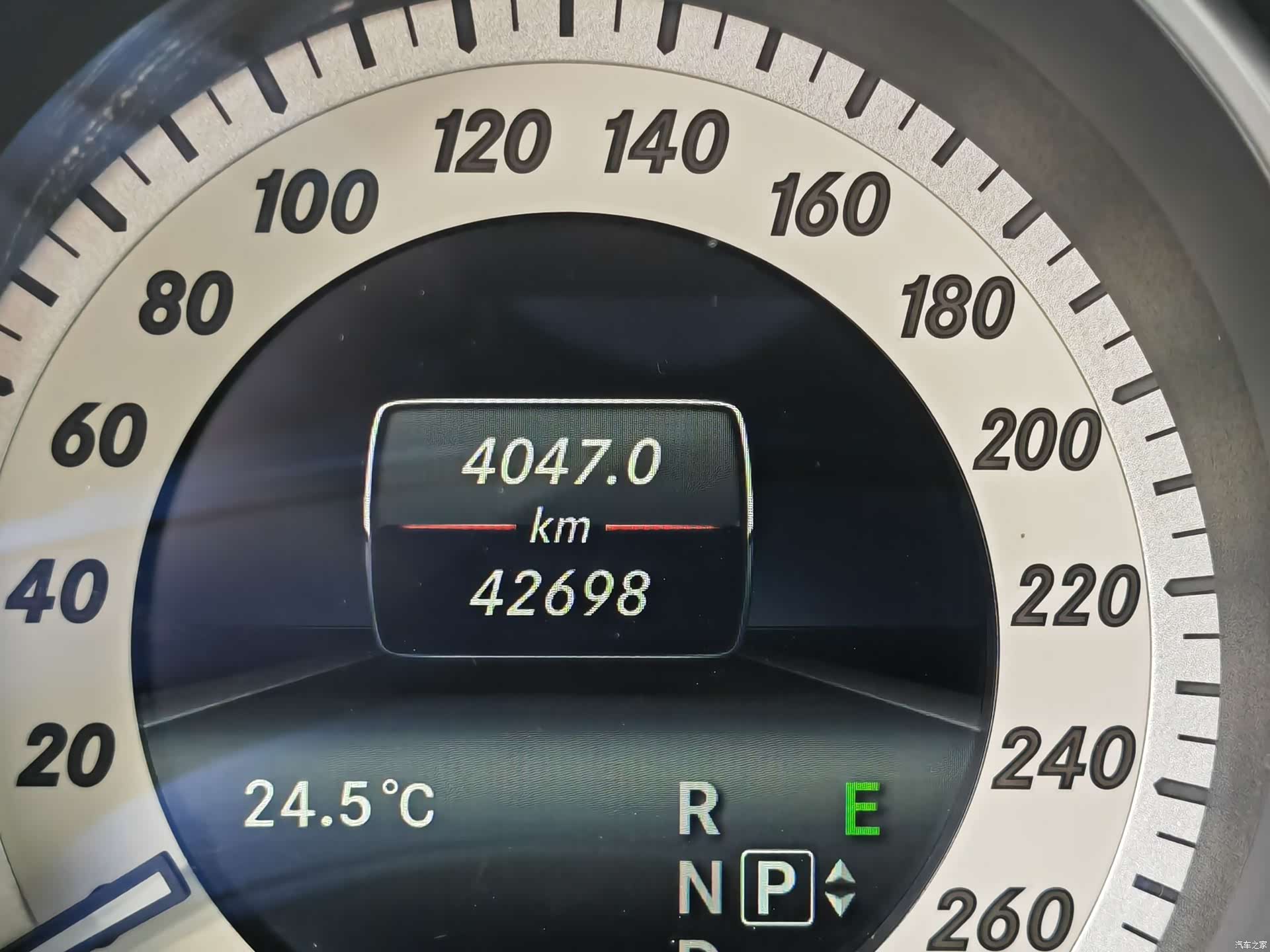 Mercedes-Benz E-Class, 2014 13