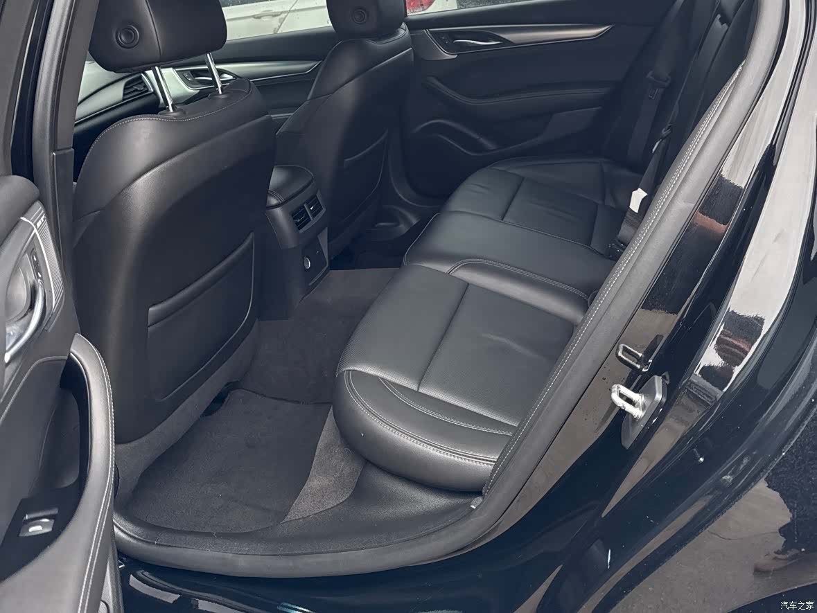 Cadillac CT5, 2021 11