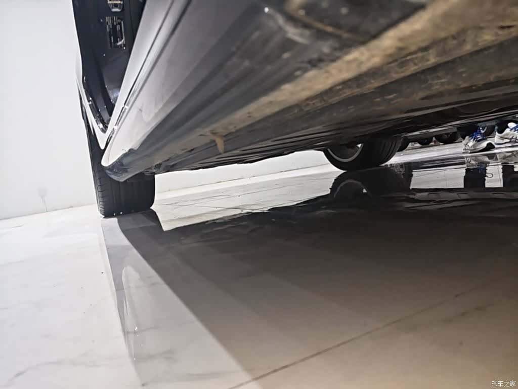 Mercedes-Benz E-Class, 2021 21
