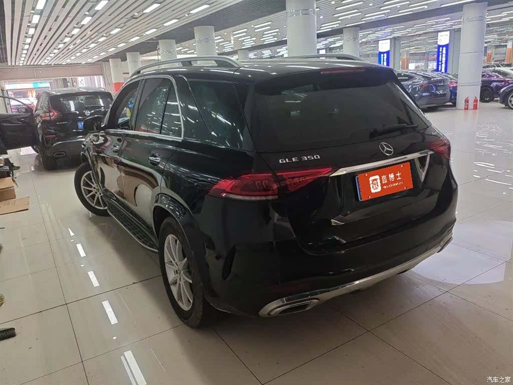 Mercedes-Benz GLE, 2021 4