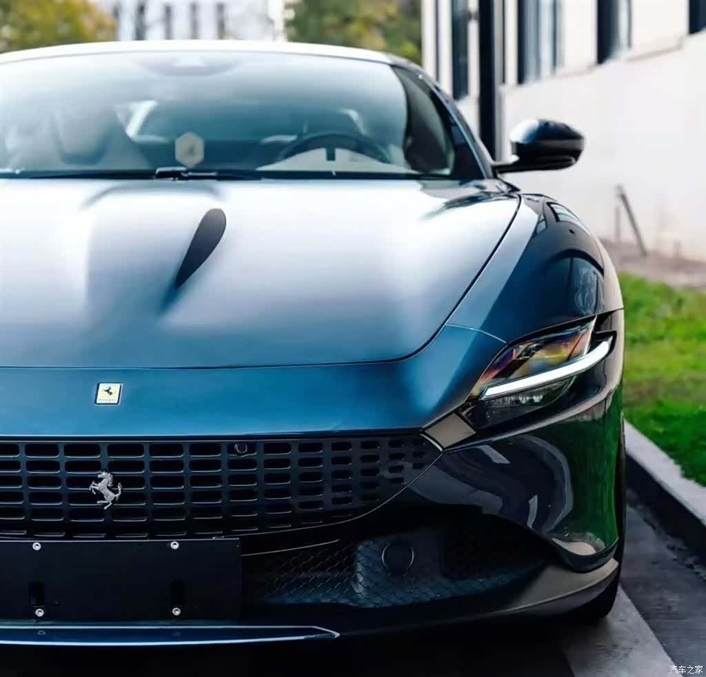Ferrari Roma, 2020 3