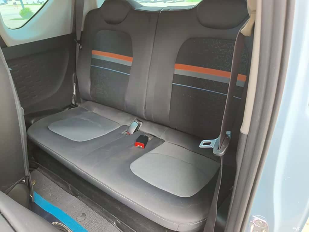 Wuling MINIEV, 2022 17