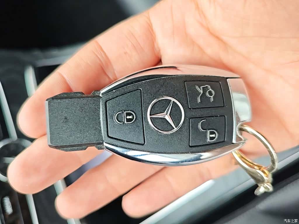 Mercedes-Benz C-Class, 2017 9