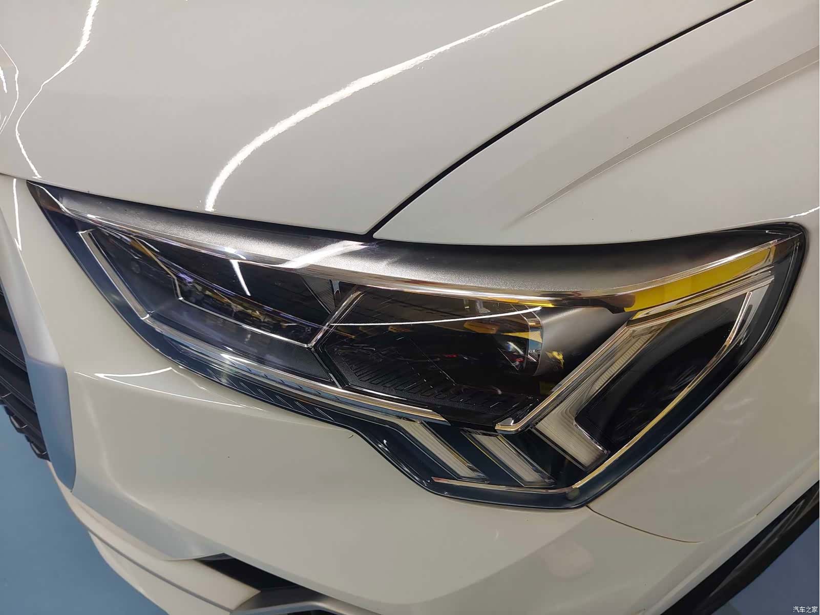 Audi Q3, 2020 16