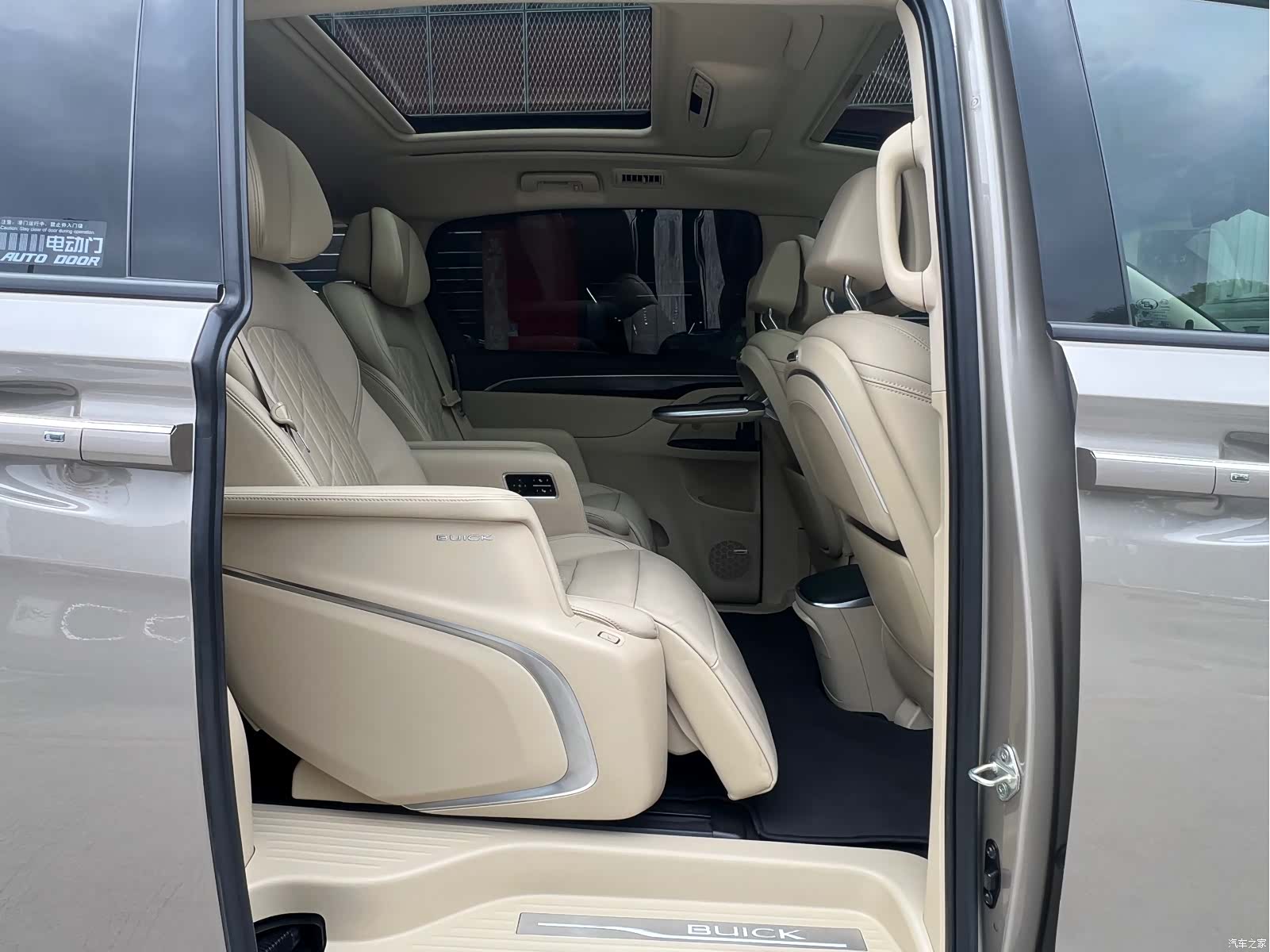 Buick GL8, 2022 16