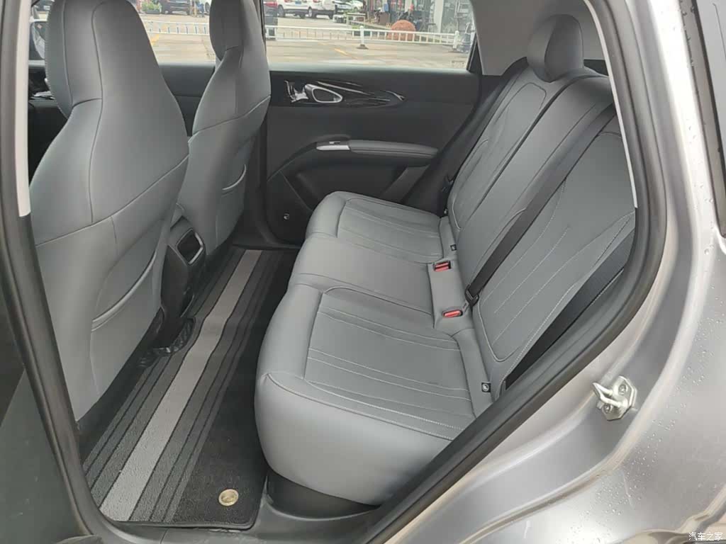 Geely Xingyuan, 2026 17
