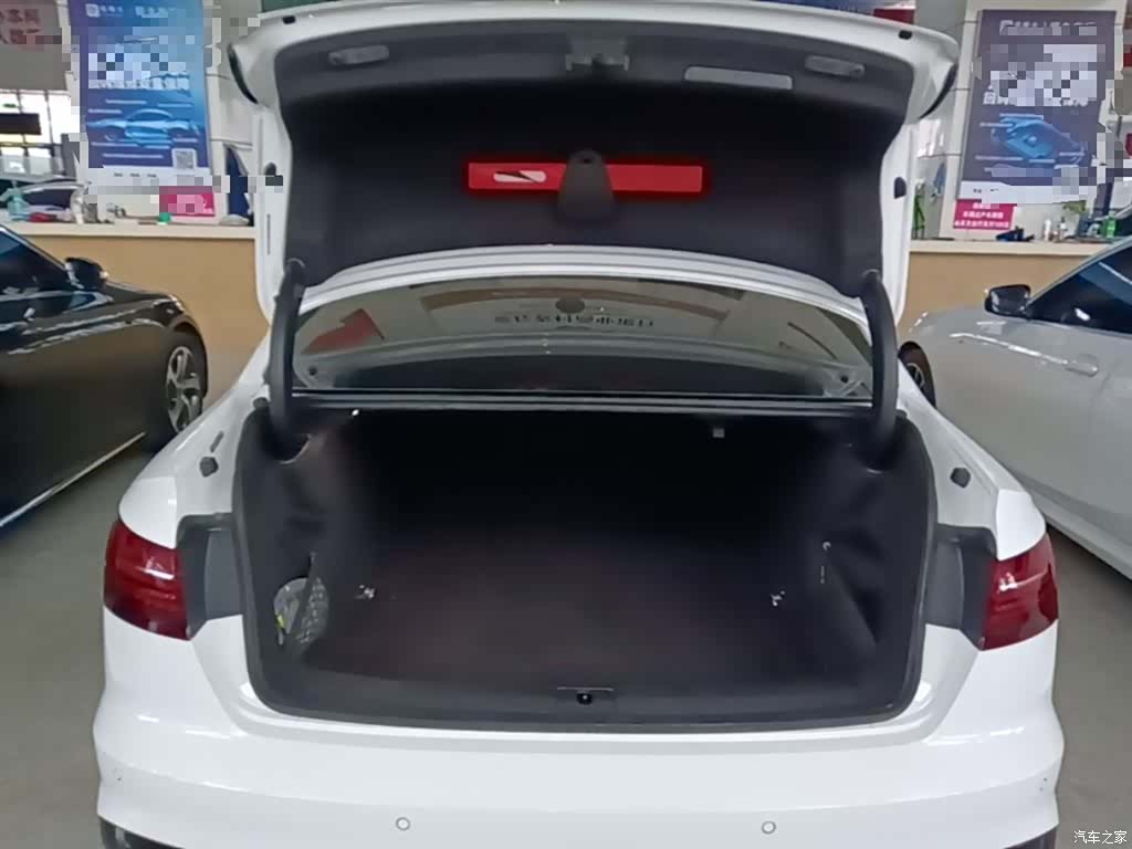 Audi A4L, 2023 19