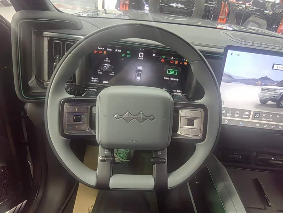 BYD Leopard 5 BYD Leopard 5