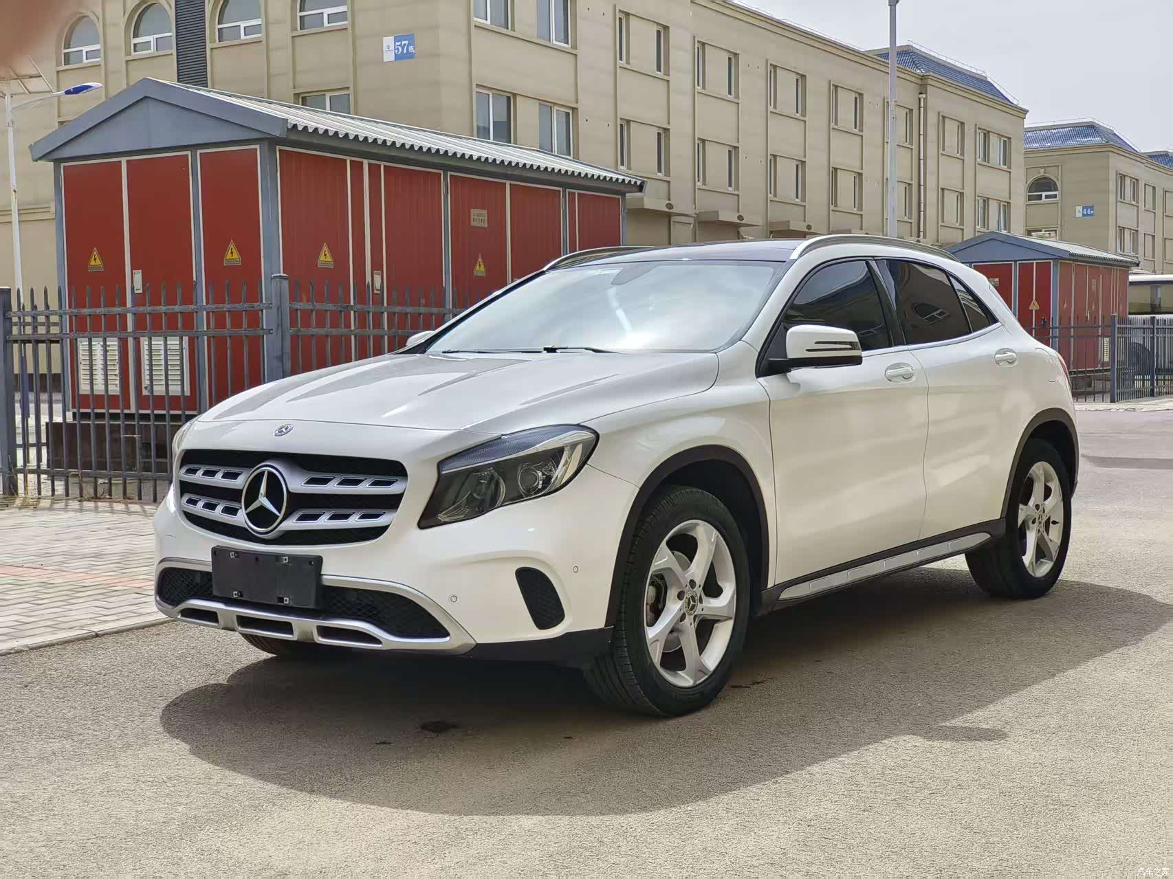 Mercedes-Benz GLA, 2018 1