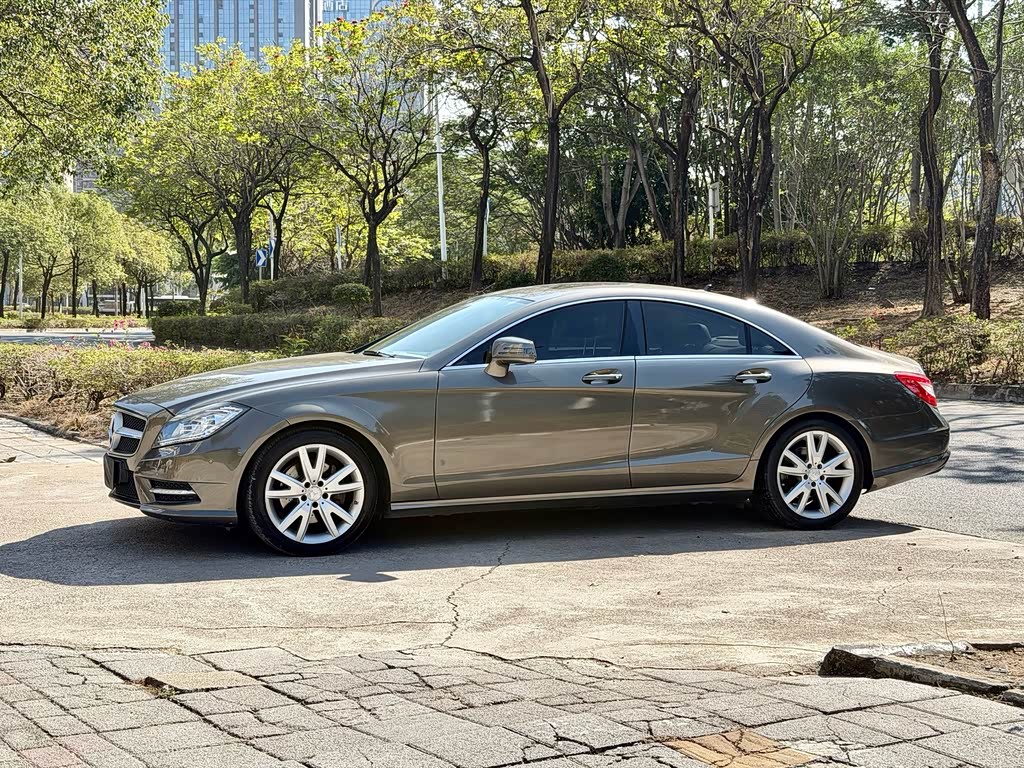 Mercedes-Benz CLS