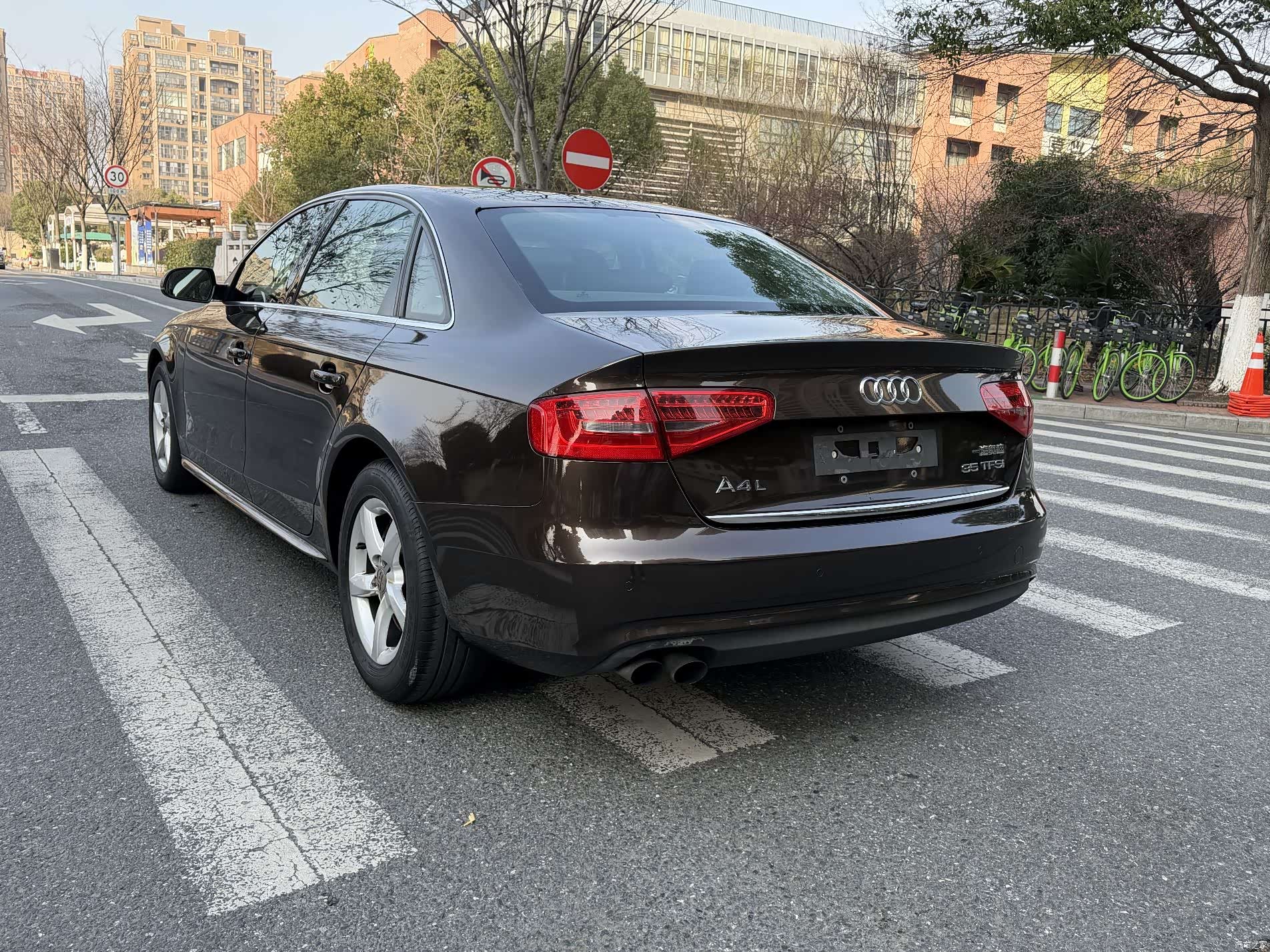 Audi A4L, 2014 все фото
