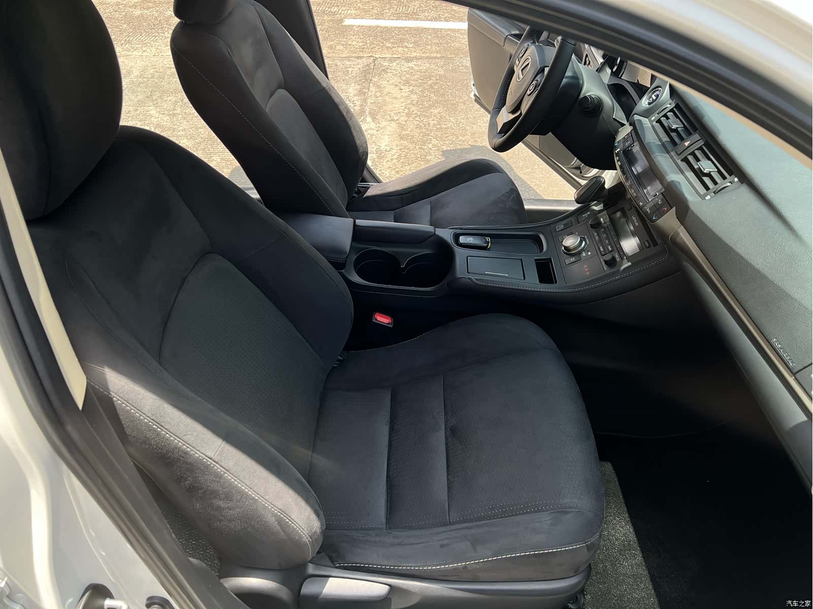 Lexus CT, 2018 8