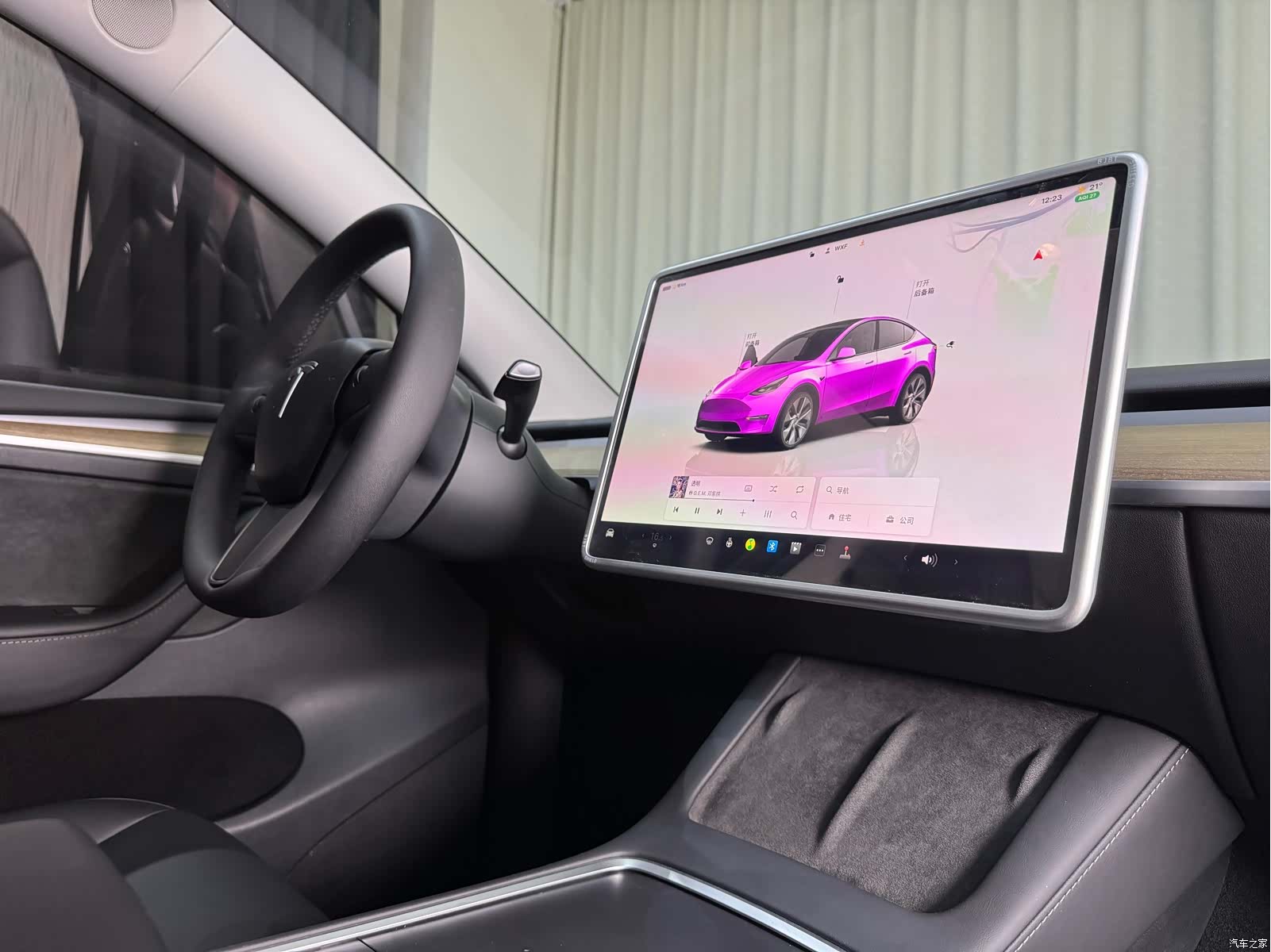 Tesla Model Y, 2022 34