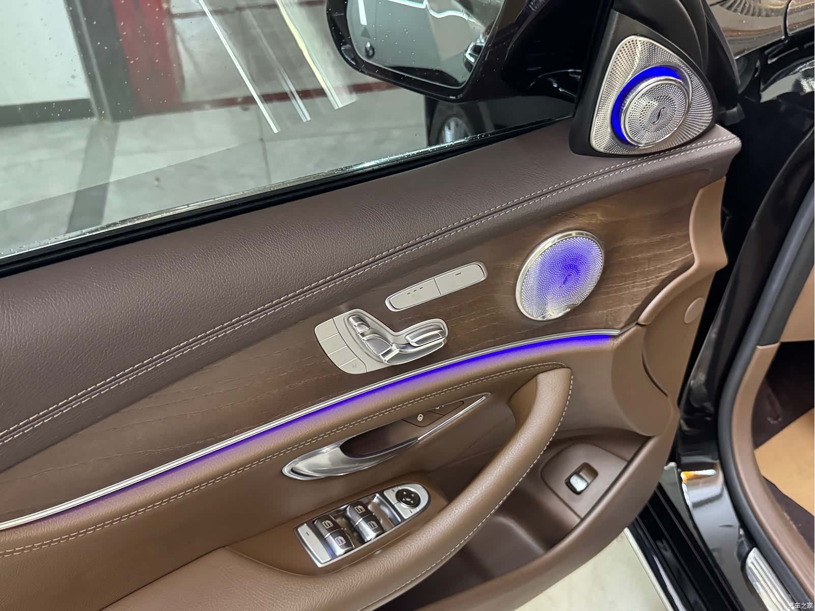 Mercedes-Benz E-Class, 2021 27