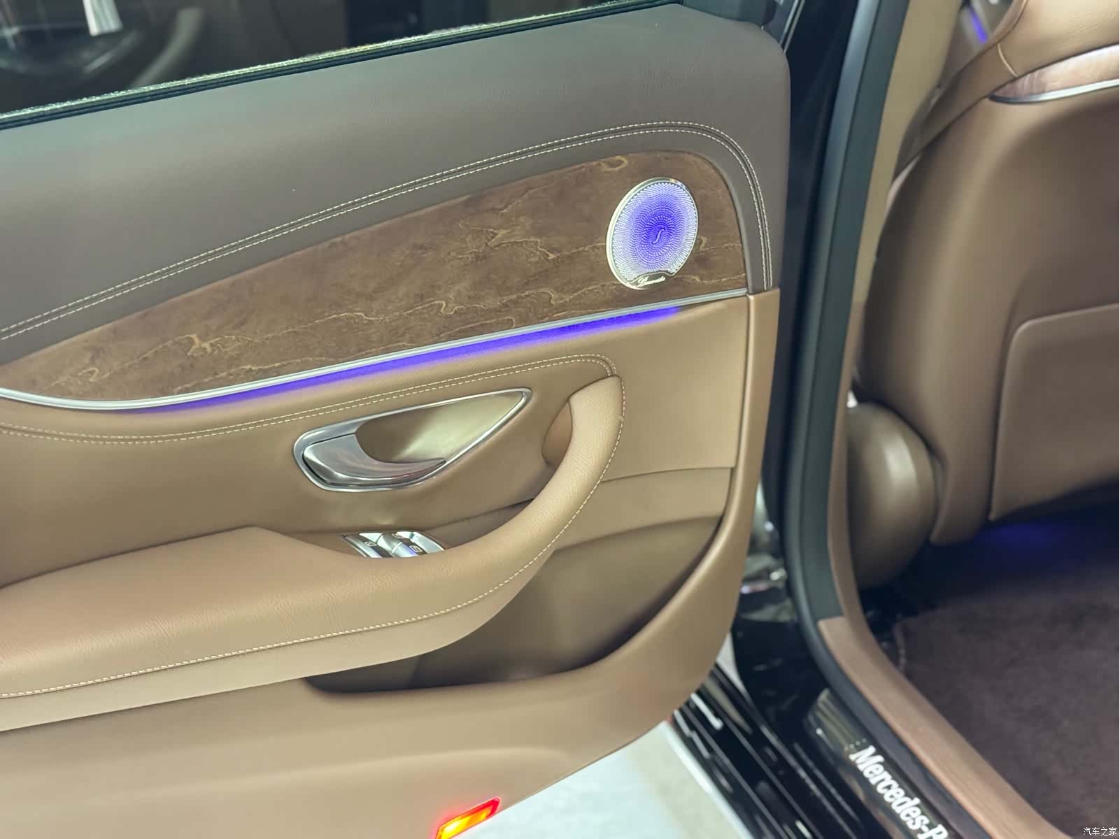 Mercedes-Benz E-Class, 2021 25