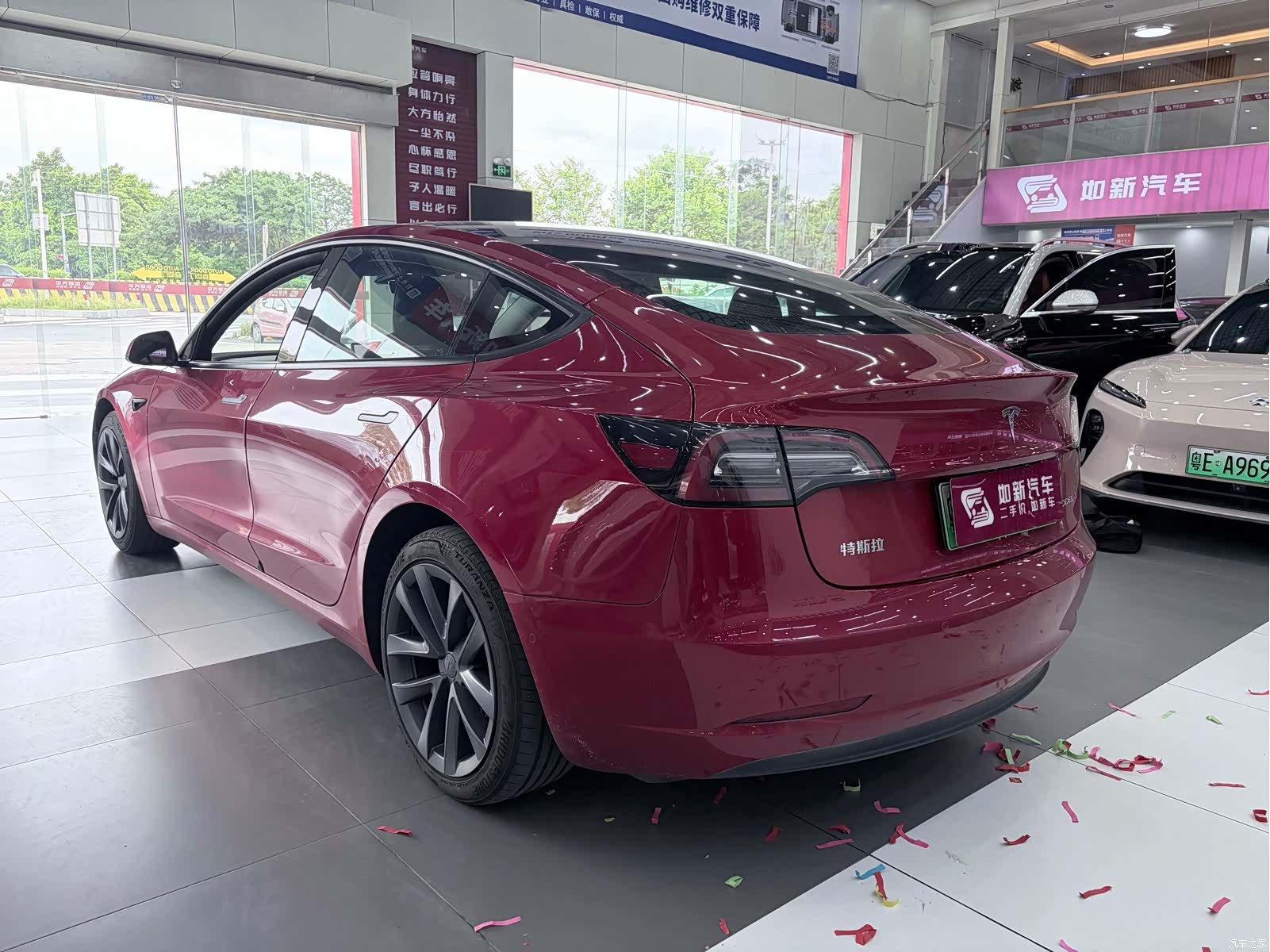 Tesla Model 3, 2021 все фото
