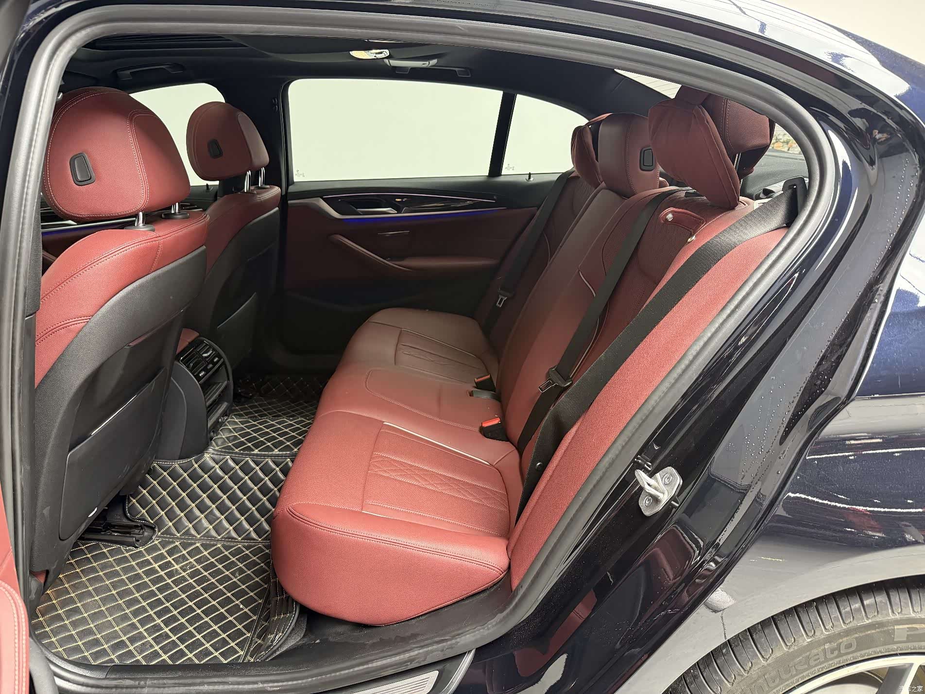 BMW 5 Series, 2022 7